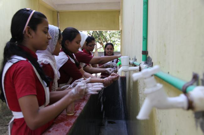 Mohamuni Anglopali High School, Pahatali union, Rauzan upazila, Chittagong. Photo: Petra Brussee/IRC