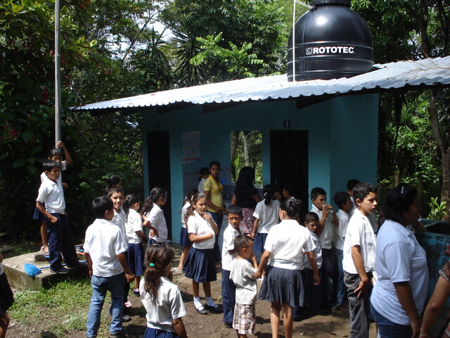School children in Chinda, Honduras