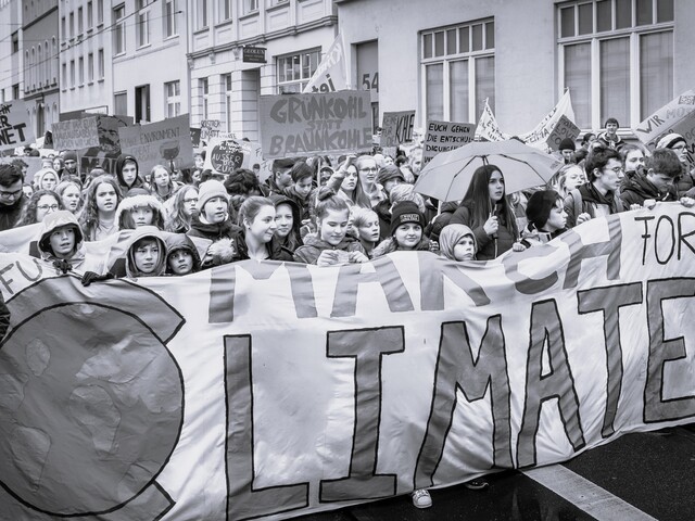 March for climate - Photo by Mika Baumeister on Unsplash
